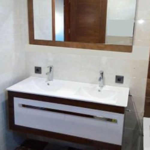 Reforma de baño 120 madera (nogal translúcido)